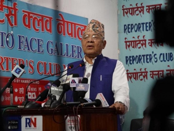कम्युनिष्टहरुले घमण्ड देखाईरहने हो भने काँग्रेसले आगामी चुनावमा बहुमत ल्याउन सक्छ:  गौतम 