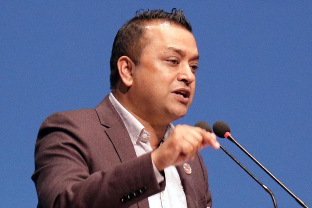 नेपालको राजनीतिलाई तीन पूर्वप्रधानमन्त्रीहरुले अखडा बनाउनु भयोः महामन्त्री थापा