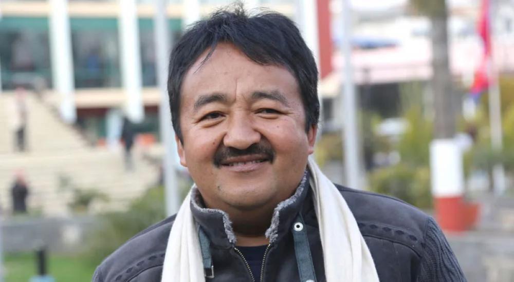 एमाले उपसभामुखलाई बिदामा राखेर प्रदेश सरकारलाई अप्ठयारोमा पार्ने प्रपञ्च  गर्योः  राई